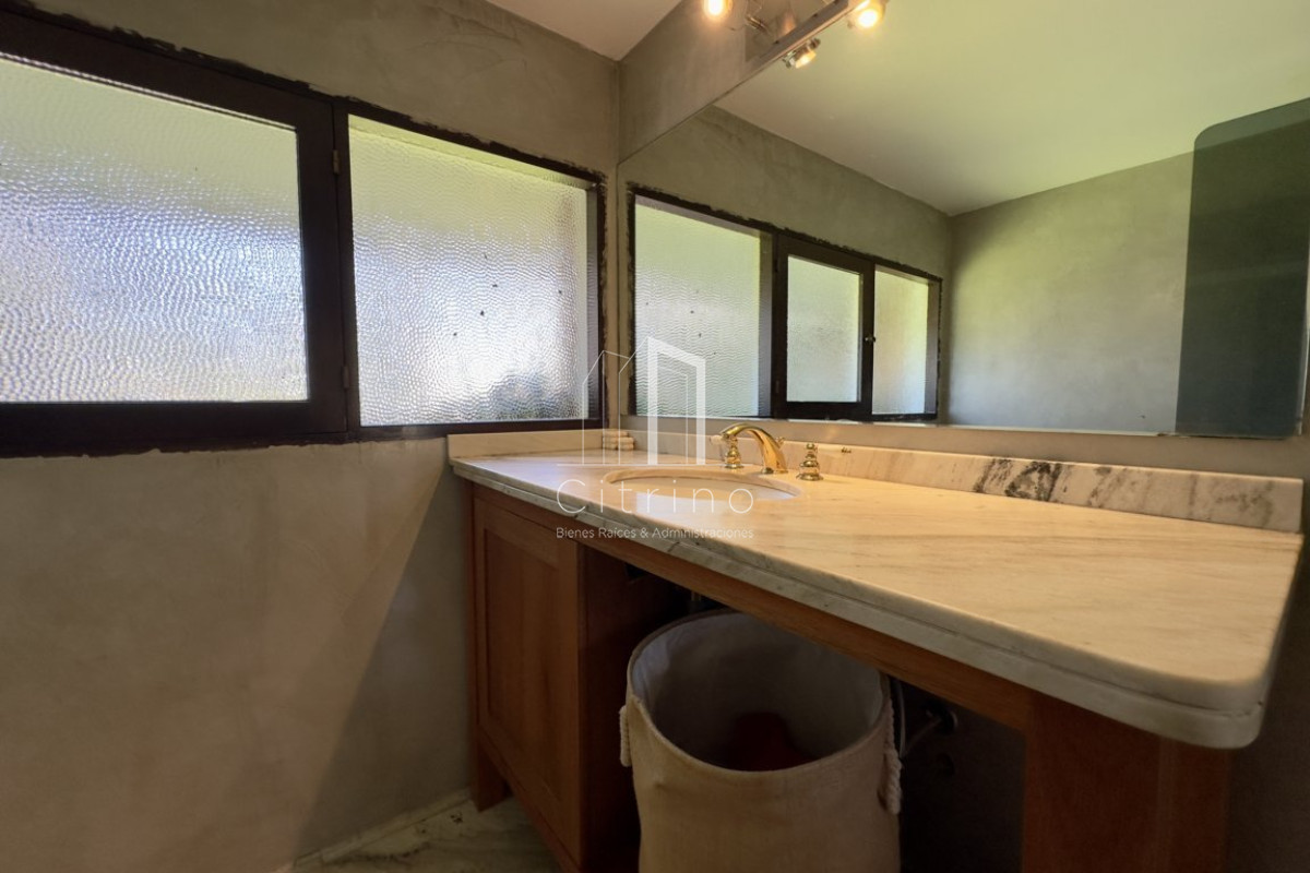 Casa ID.1314 - Casa de 4 dormitorios en venta - San Rafael