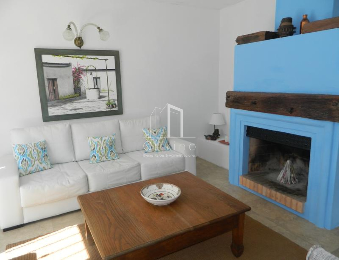 Casa ID.967 - Casa en alquiler de 2 dormitorios 