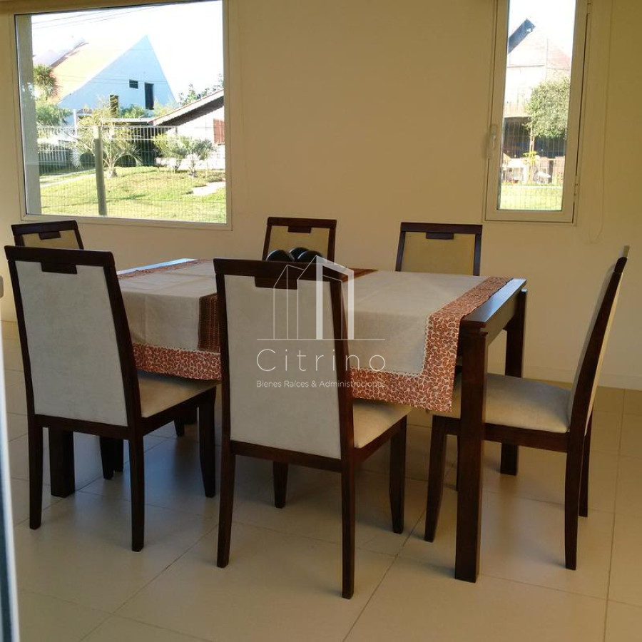 Casa ID.264 - Casa 3 dormitorios en alquiler Playa Mansa