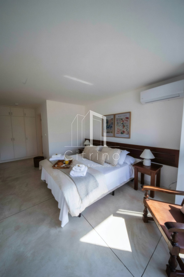 Casa ID.996 - Casa en venta - Punta Piedras