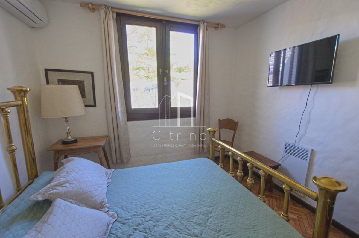 Casa ID.265 - Casa de 4 dormitorios con piscina climatizada en alquiler