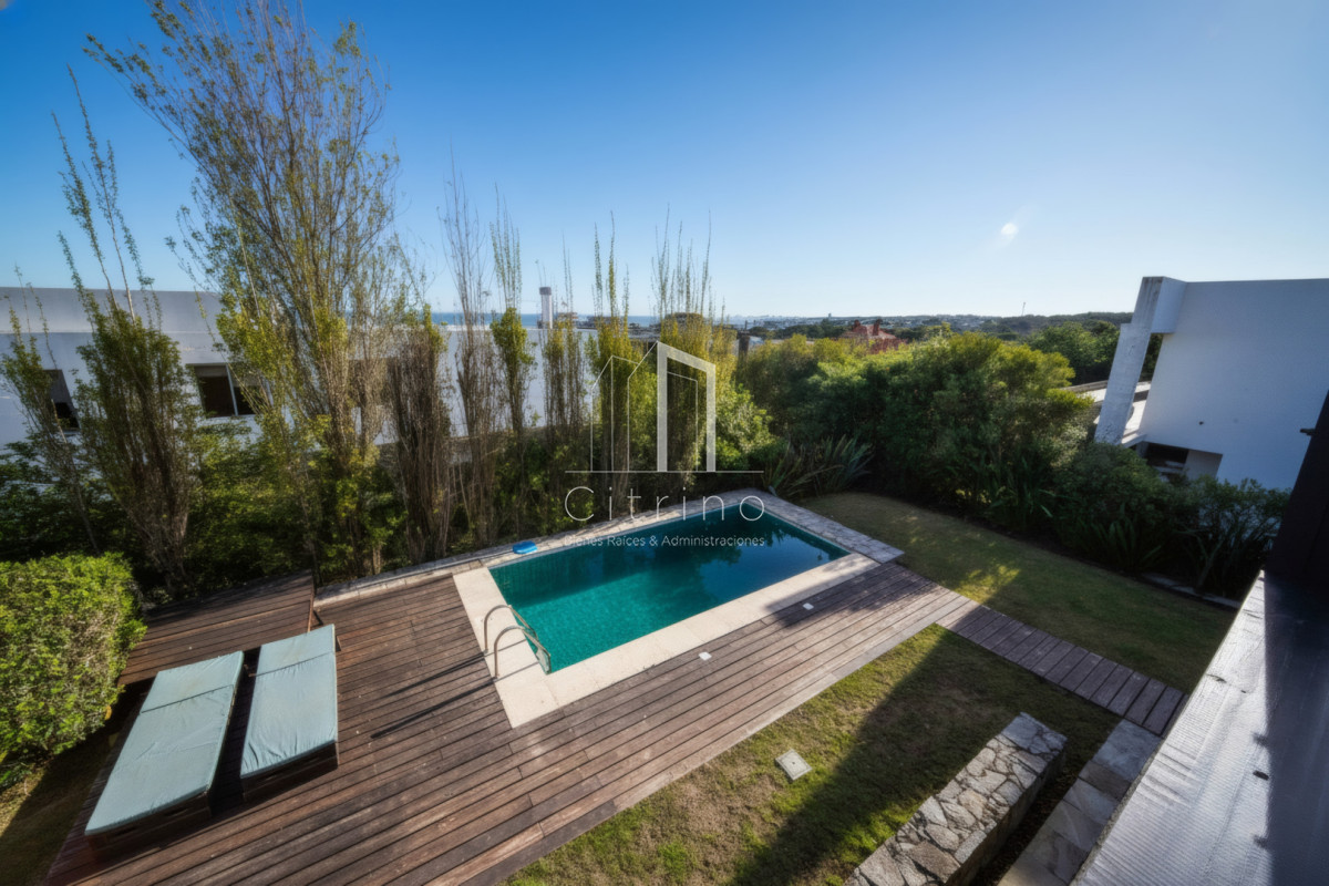 Casa ID.996 - Casa en venta - Punta Piedras