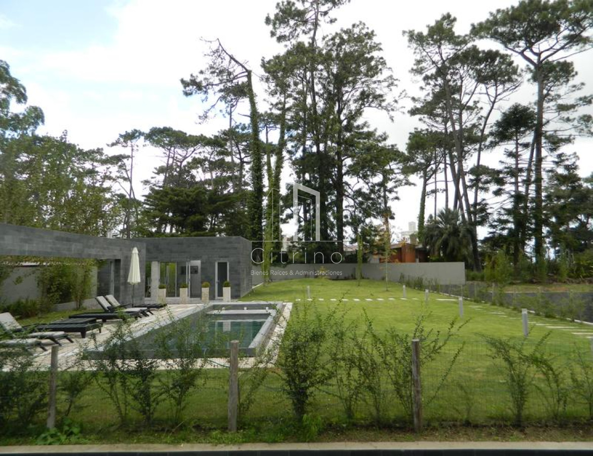 Apartamento ID.205 - Apartamento en alquiler anual 2 dormitorios con parrillero