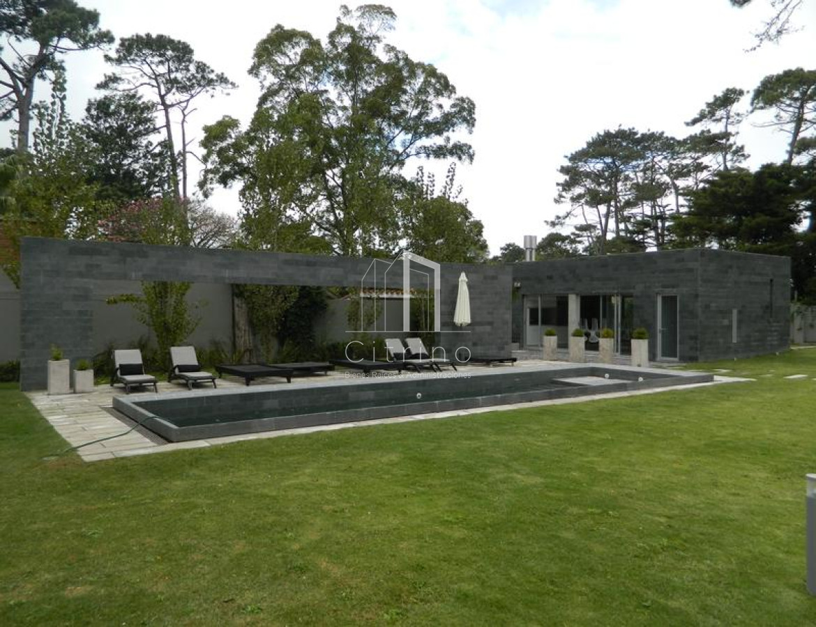 Apartamento ID.205 - Apartamento en alquiler anual 2 dormitorios con parrillero