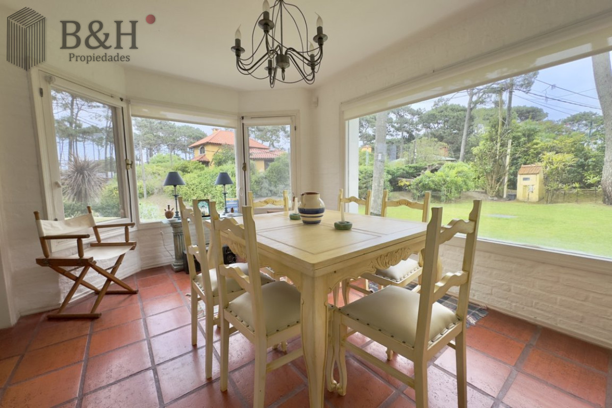 Casa ID.6222 - Casa de 3 dormitorios a la venta en Montoya