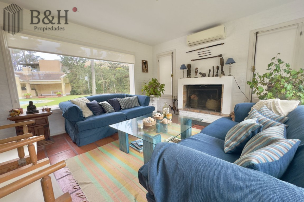 Casa ID.6222 - Casa de 3 dormitorios a la venta en Montoya