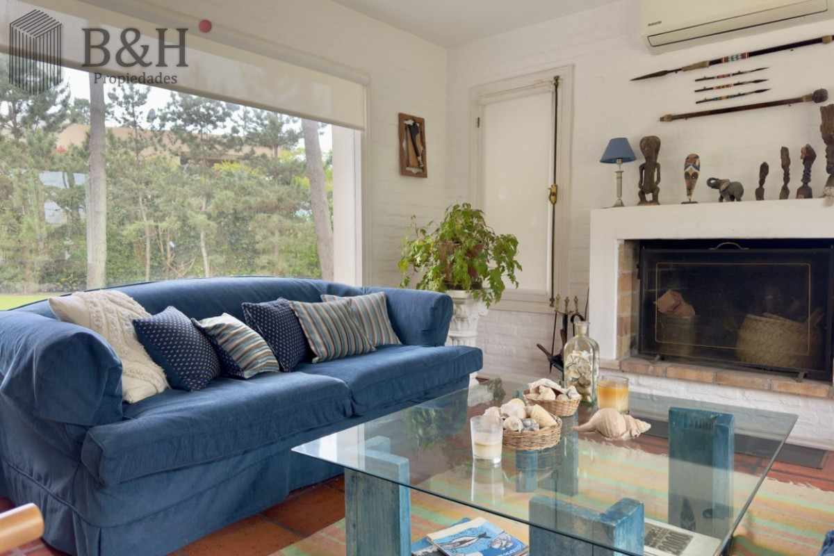 Casa ID.6222 - Casa de 3 dormitorios a la venta en Montoya