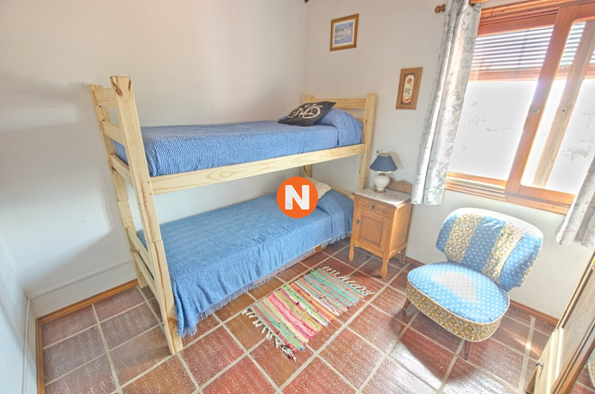 Casa Ref.222804 - Casa en alquiler en Manantiales con piscina climatizada