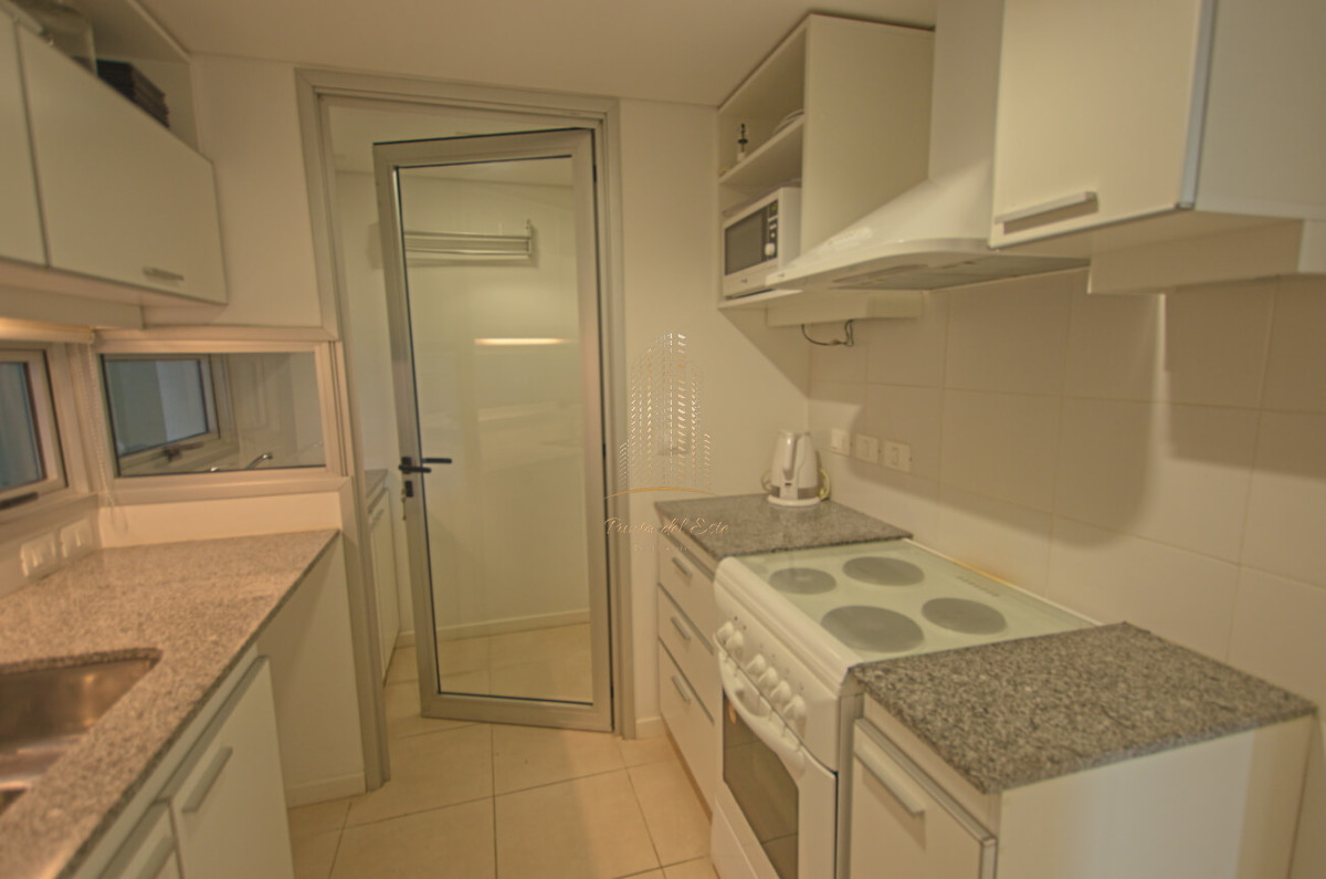 Apartamento ID.441 - Apartamento en venta y alquiler, Playa Mansa, Punta del Este