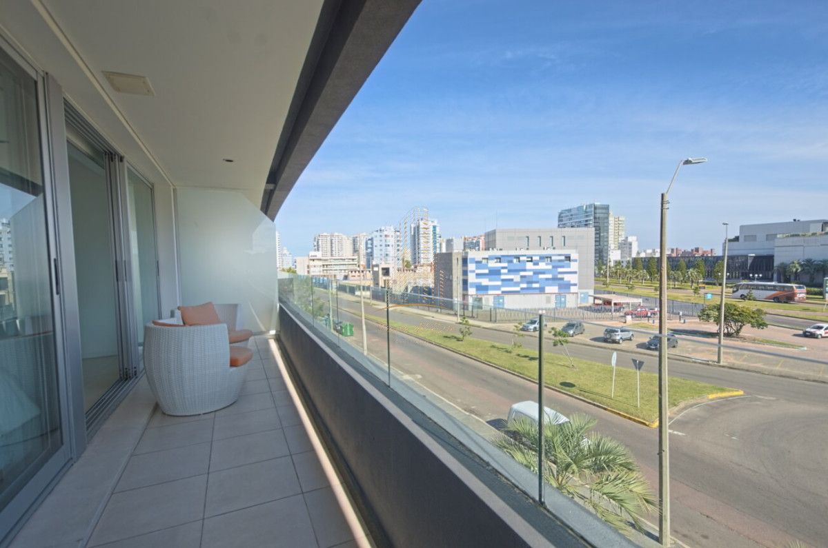 Apartamento ID.441 - Apartamento en venta y alquiler, Playa Mansa, Punta del Este