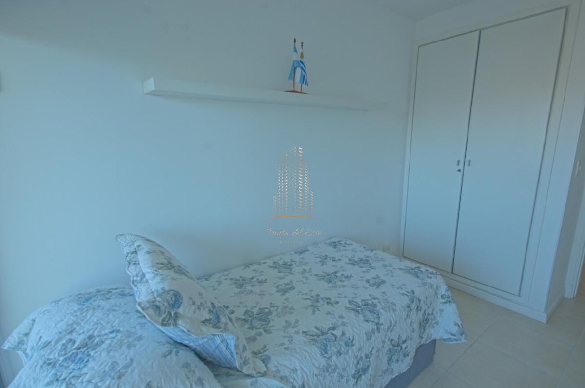 Apartamento ID.442 - Apartamento en venta 3 dormitorios en Playa Mansa, Punta del Este