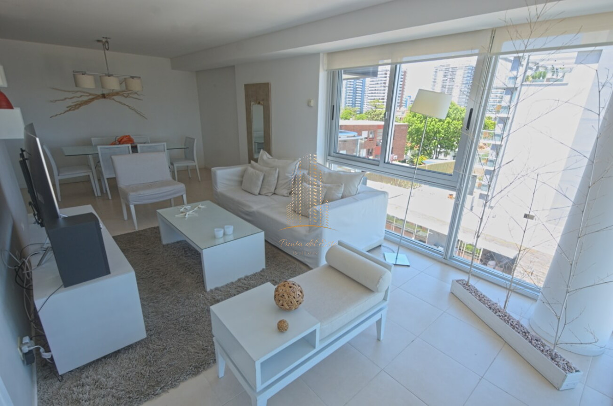 Apartamento ID.429 - Apartamento de 3 dormitorios en venta y alquiler en Punta del Este - Mansa
