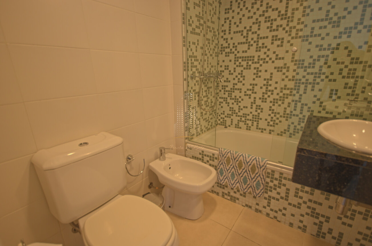 Apartamento ID.442 - Apartamento en venta 3 dormitorios en Playa Mansa, Punta del Este