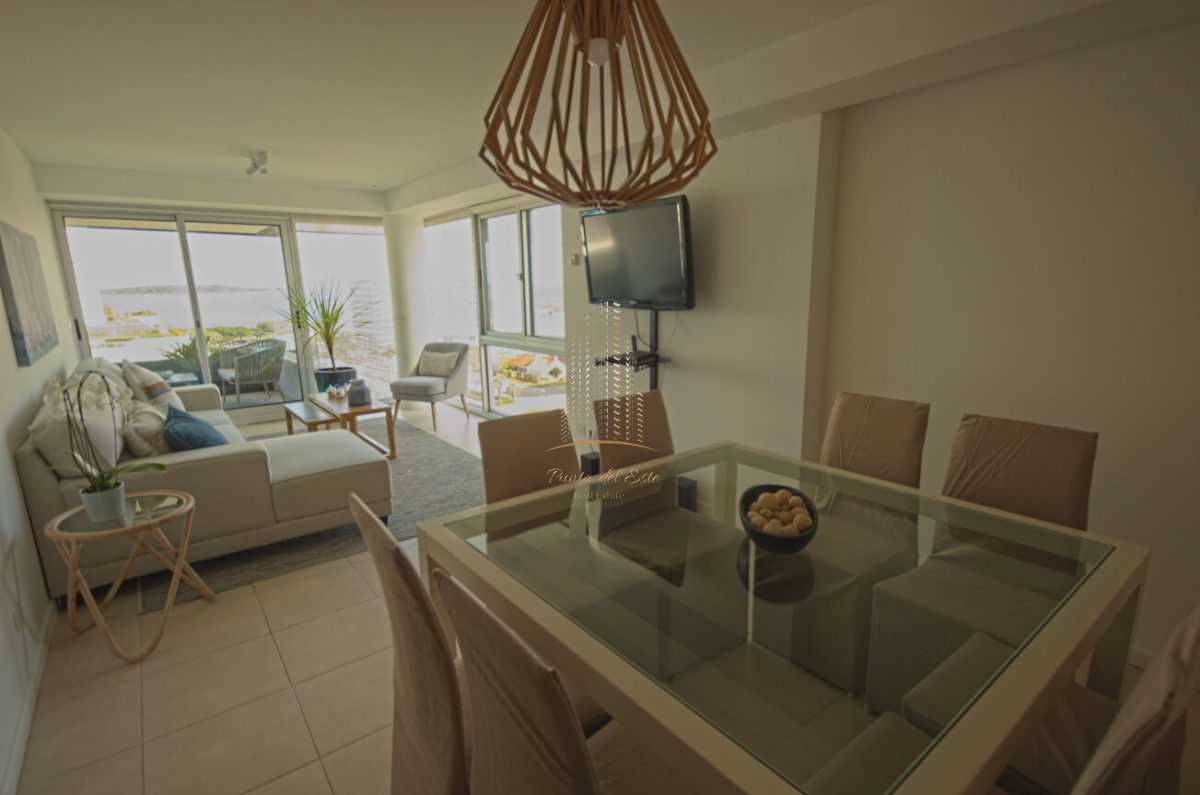 Apartamento ID.439 - Apartamento de tres dormitorios en alquiler Playa Mansa, Punta del Este