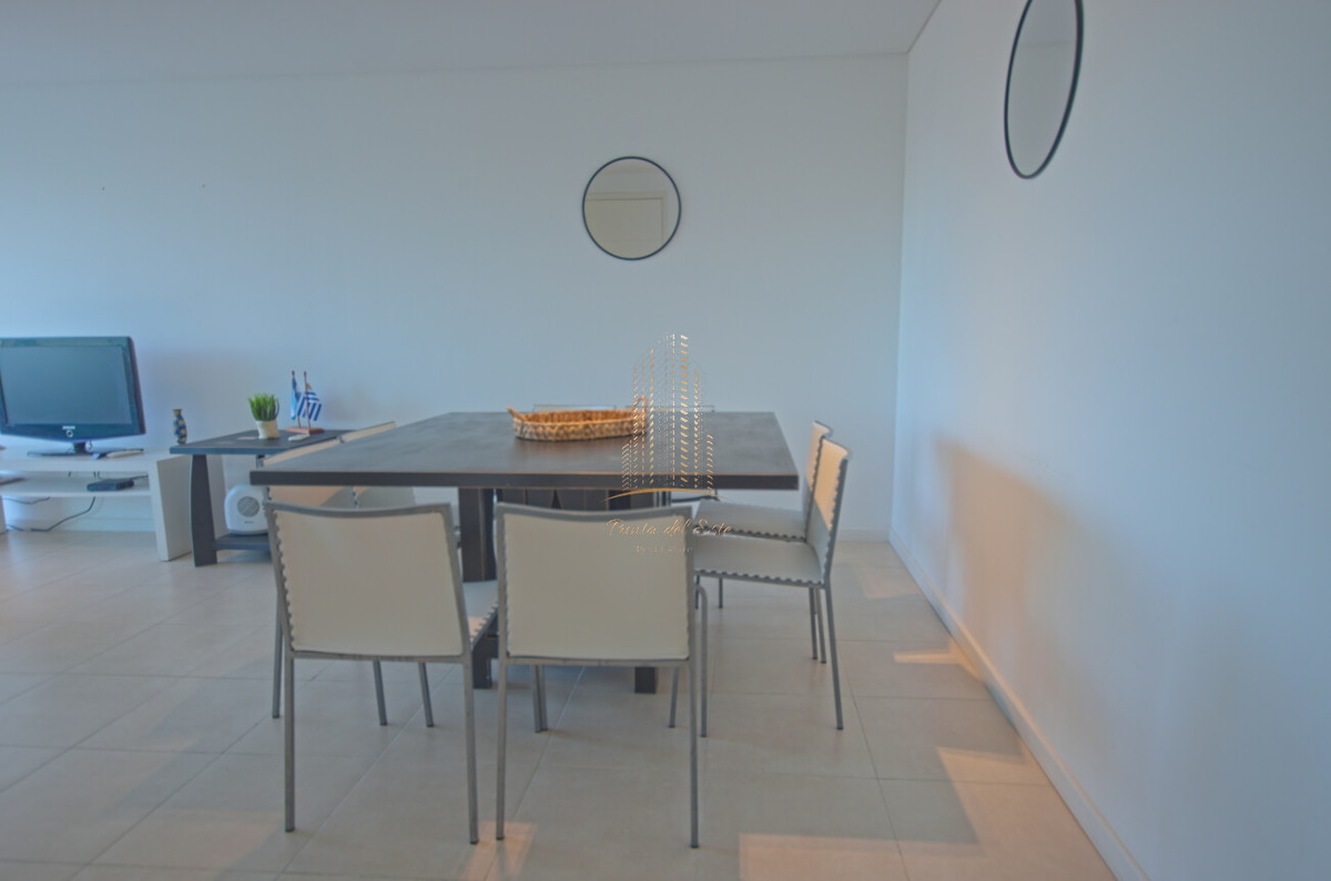 Apartamento ID.442 - Apartamento en venta 3 dormitorios en Playa Mansa, Punta del Este