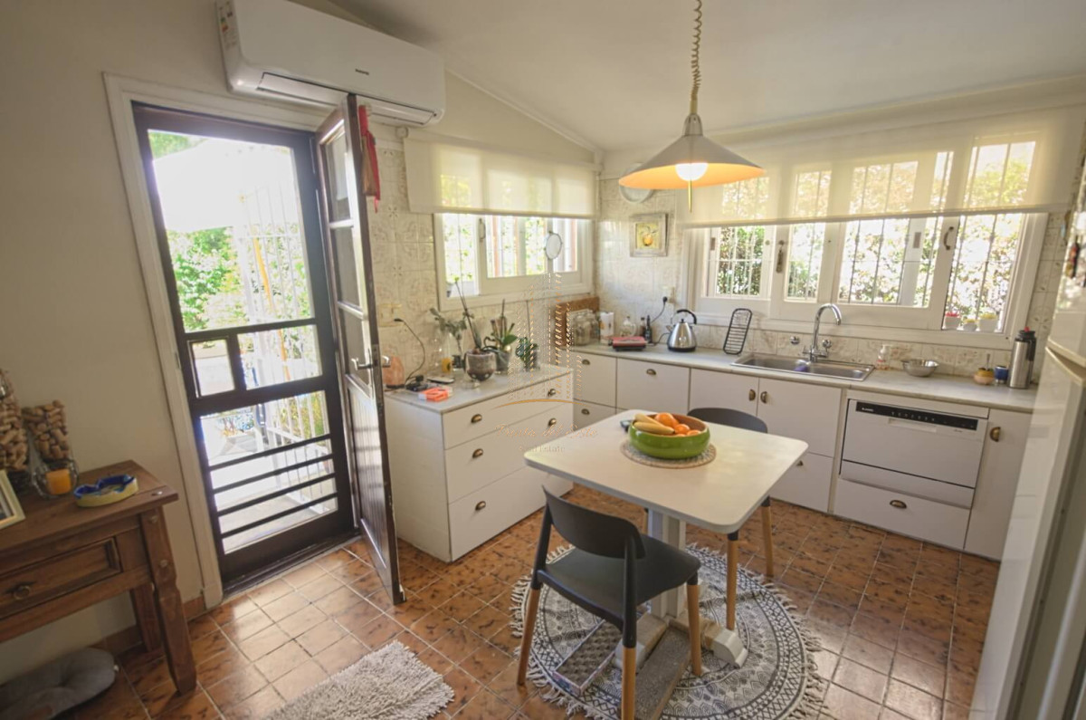 Casa ID.434 - Casa 2 dormitorios con piscina climatizada Mansa, Punta del Este