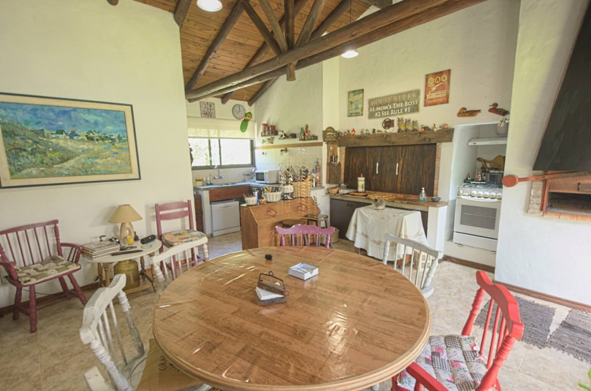 Casa ID.434 - Casa 2 dormitorios con piscina climatizada Mansa, Punta del Este