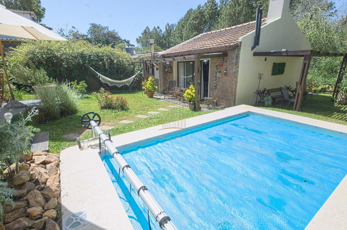 Casa ID.434 - Casa 2 dormitorios con piscina climatizada Mansa, Punta del Este