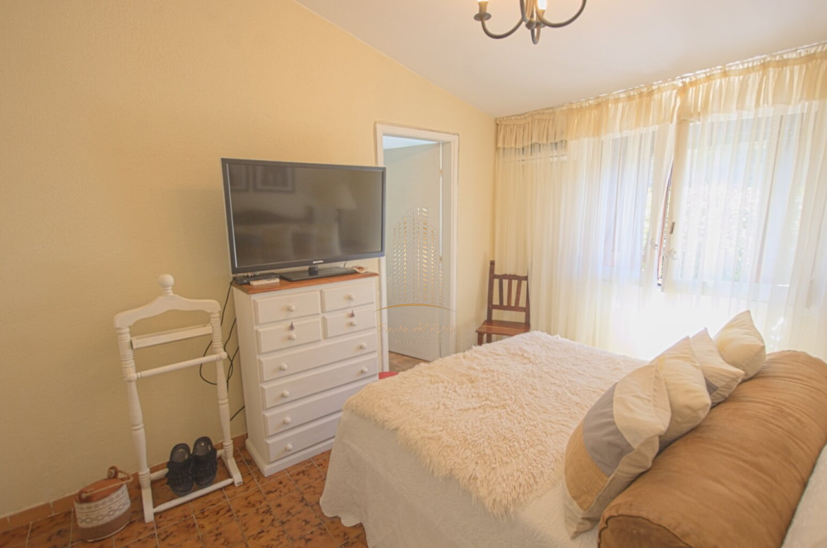 Casa ID.434 - Casa 2 dormitorios con piscina climatizada Mansa, Punta del Este