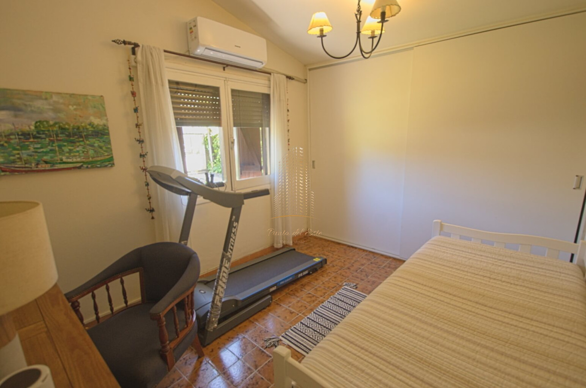 Casa ID.434 - Casa 2 dormitorios con piscina climatizada Mansa, Punta del Este