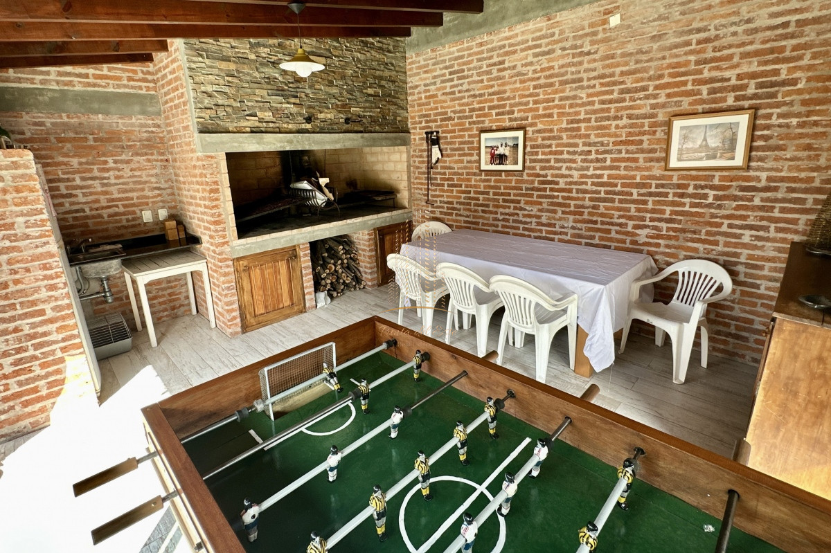 Casa ID.433 - Casa en venta 4 dormitorios en Punta del Este