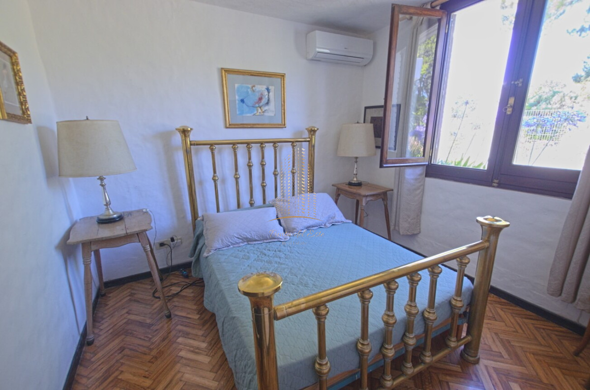 Casa ID.431 - Casa de 4 dormitorios con piscina climatizada en alquiler