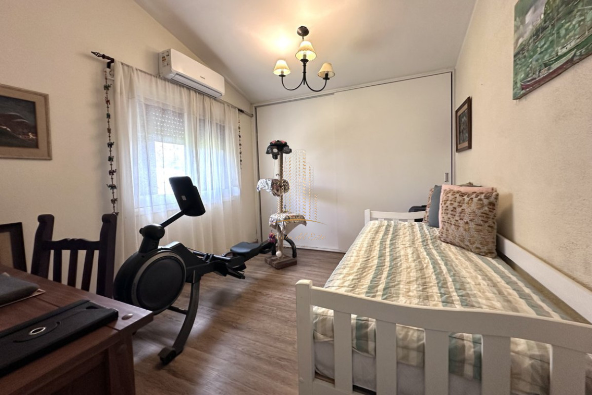 Casa ID.434 - Casa 2 dormitorios con piscina climatizada Mansa, Punta del Este