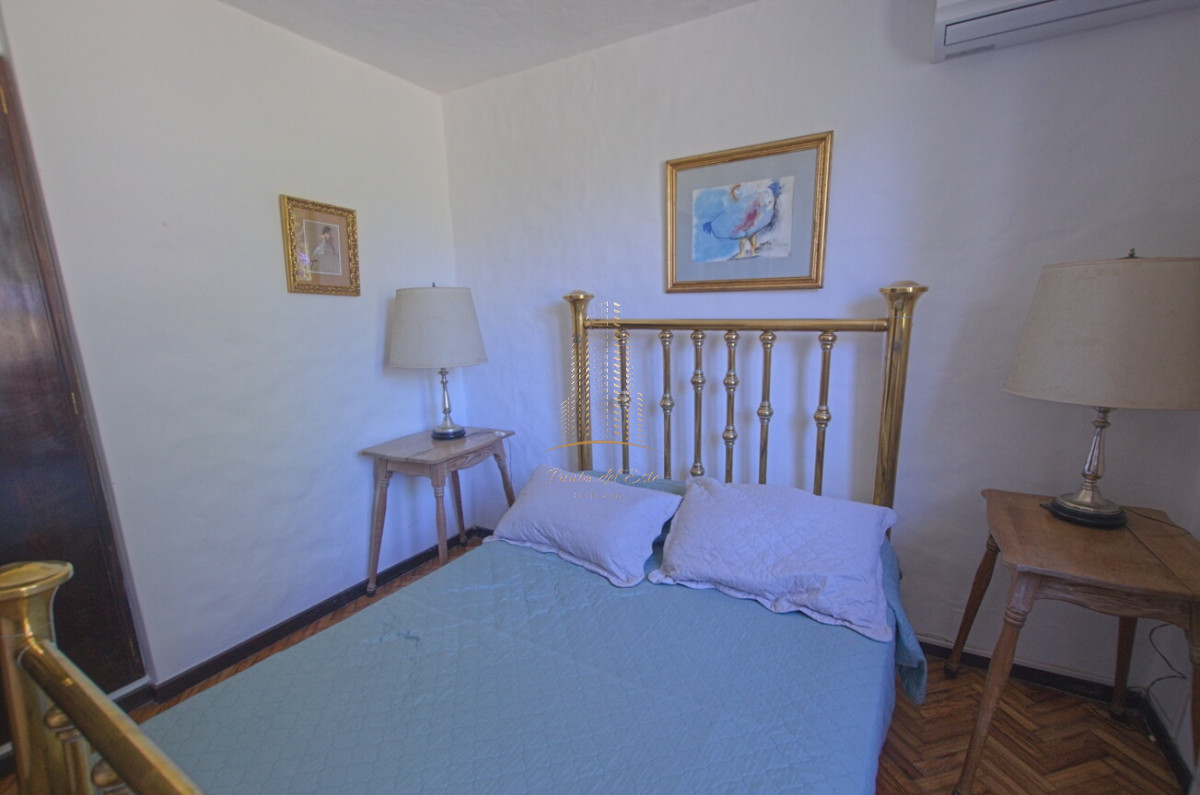 Casa ID.431 - Casa de 4 dormitorios con piscina climatizada en alquiler