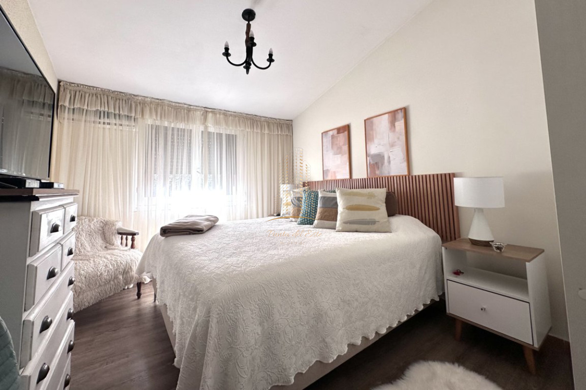 Casa ID.434 - Casa 2 dormitorios con piscina climatizada Mansa, Punta del Este
