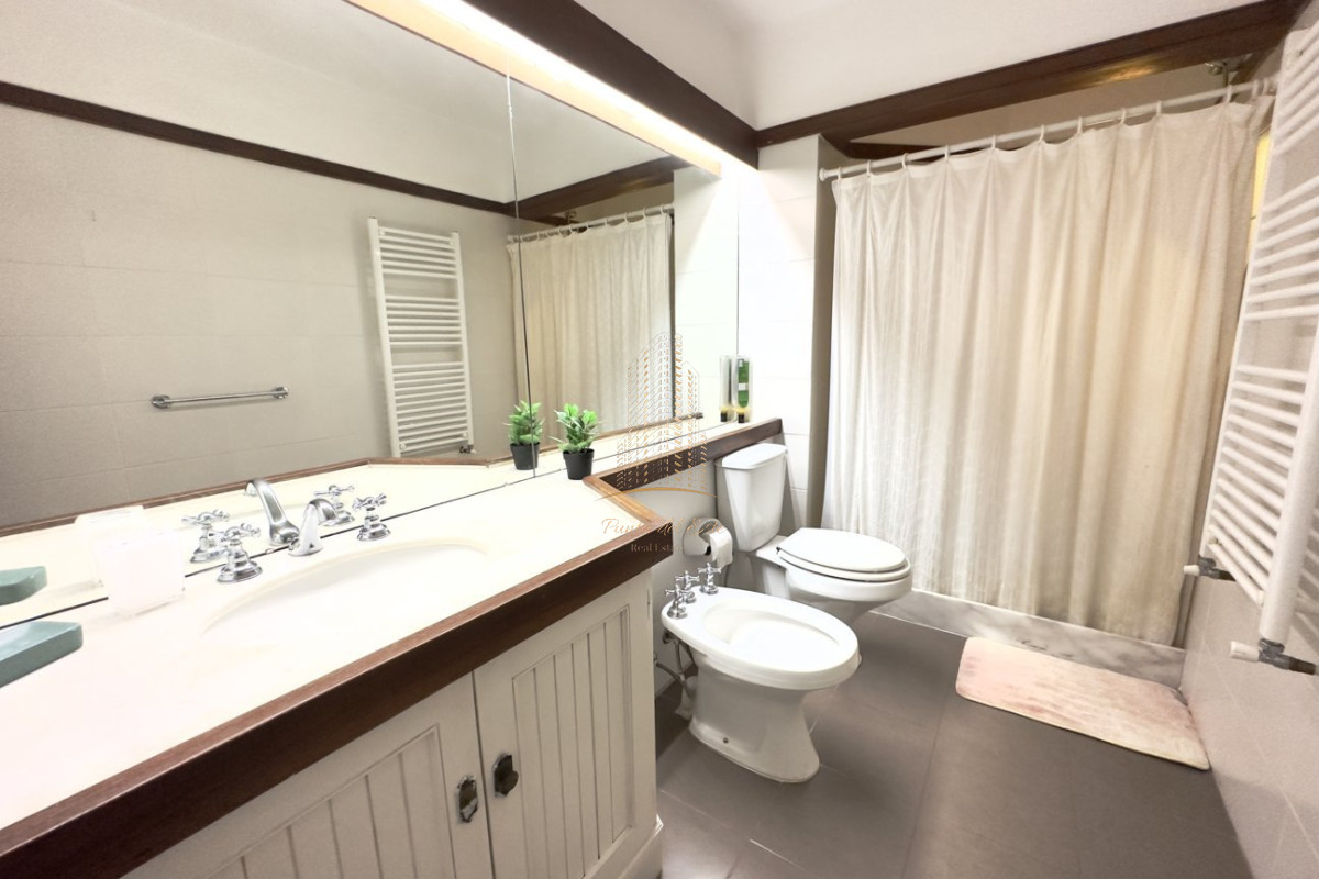 Casa ID.443 - Casa en alquiler 4 dormitorios con piscina - Jardines de Cordoba , Punta del Este