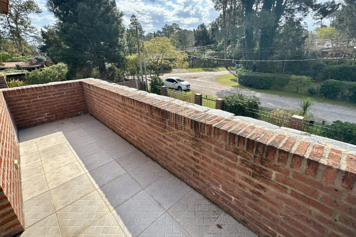 Casa ID.433 - Casa en venta 4 dormitorios en Punta del Este