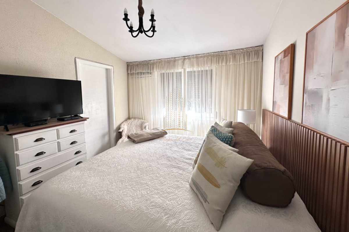 Casa ID.434 - Casa 2 dormitorios con piscina climatizada Mansa, Punta del Este