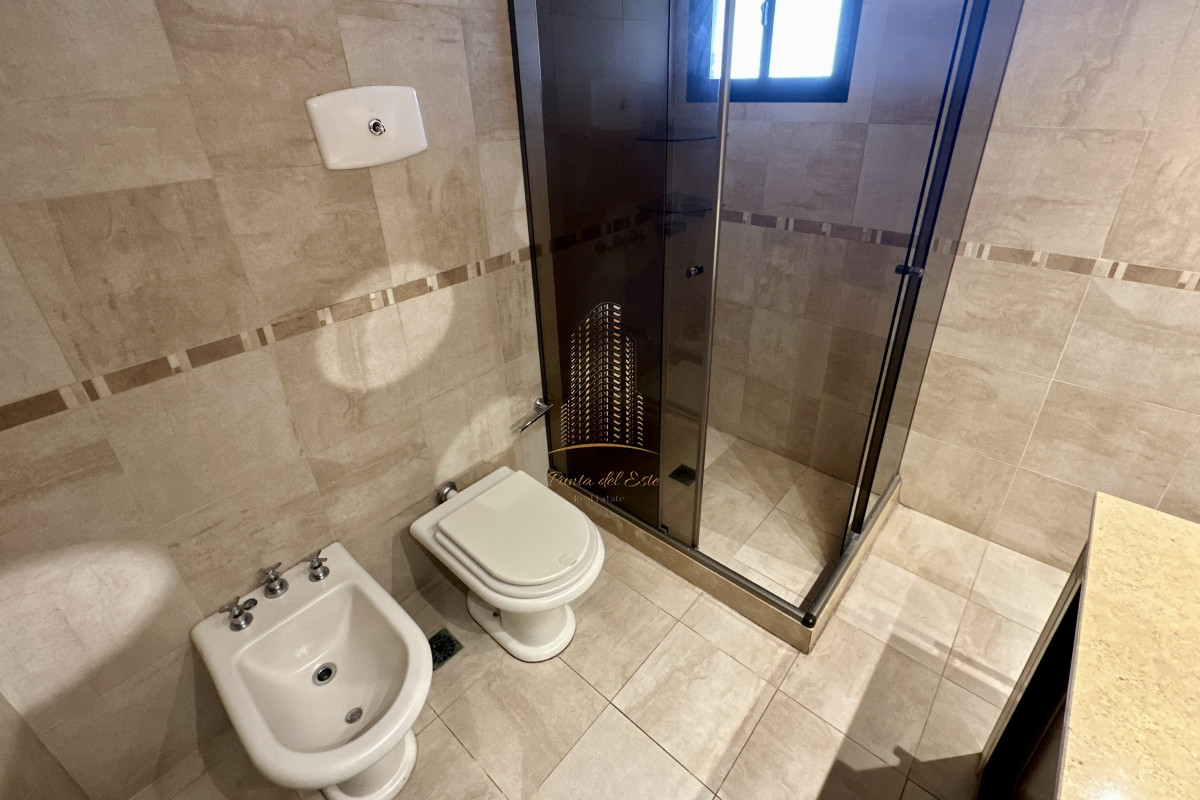 Casa ID.433 - Casa en venta 4 dormitorios en Punta del Este