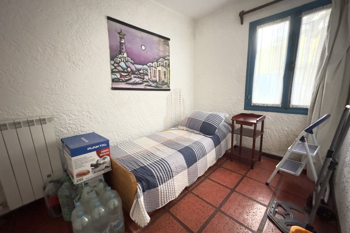 Casa ID.443 - Casa en alquiler 4 dormitorios con piscina - Jardines de Cordoba , Punta del Este