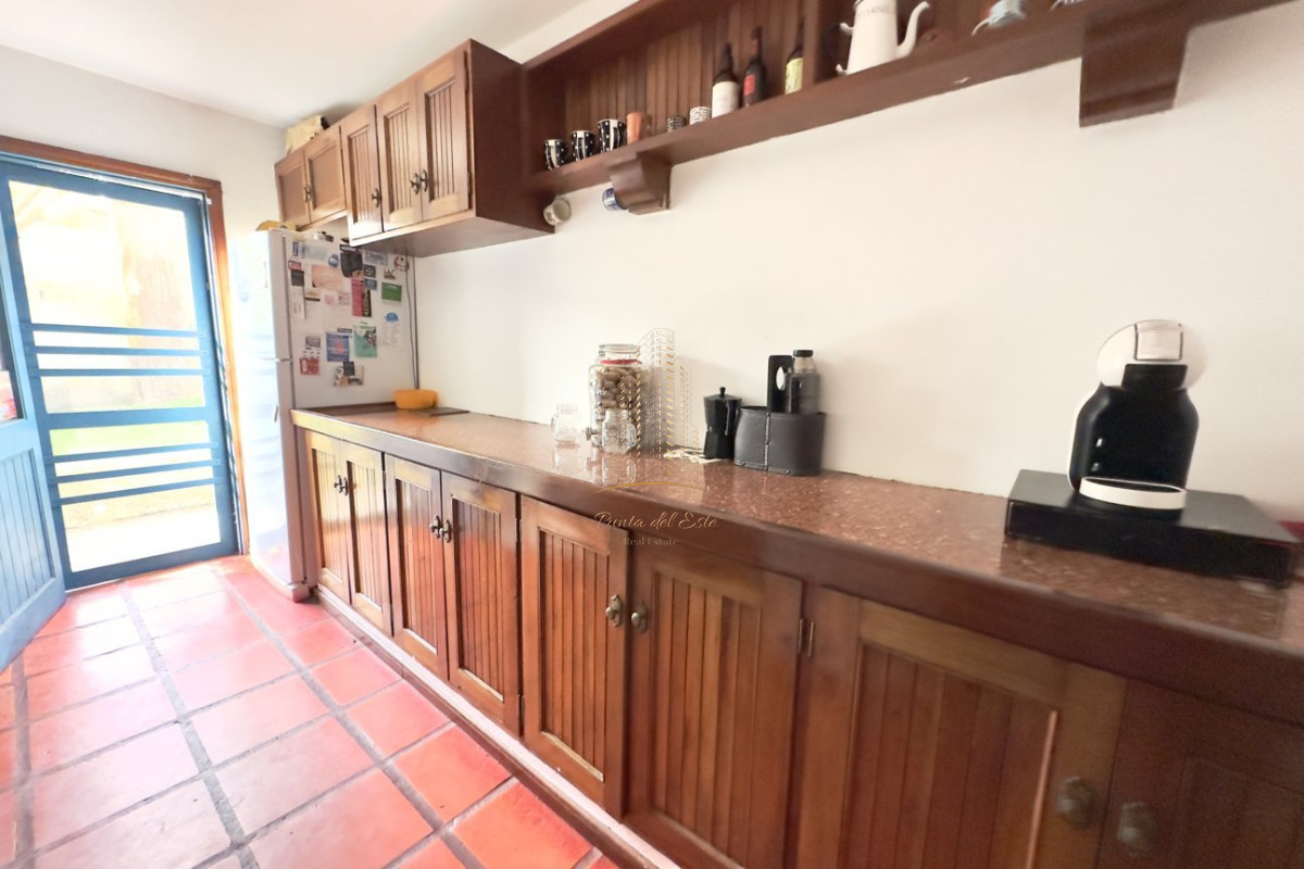 Casa ID.443 - Casa en alquiler 4 dormitorios con piscina - Jardines de Cordoba , Punta del Este