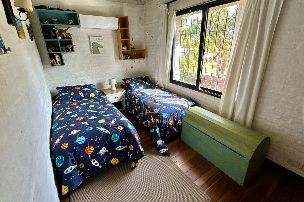 Casa ID.433 - Casa en venta 4 dormitorios en Punta del Este