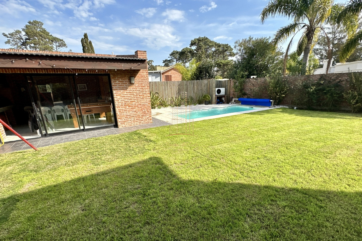 Casa ID.433 - Casa en venta 4 dormitorios en Punta del Este