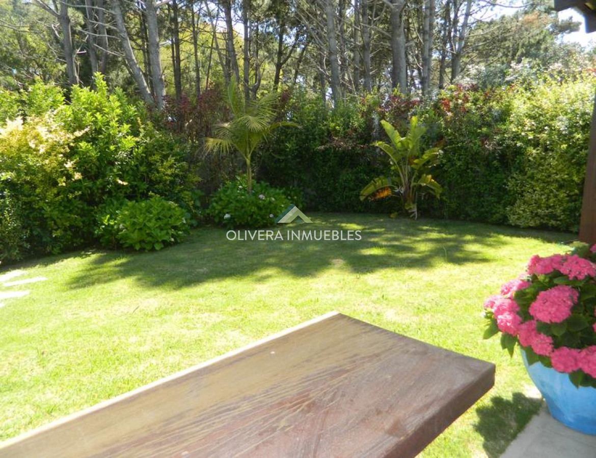 Casa ID.10845 - Casa en alquiler 4 dormitorios La Barra