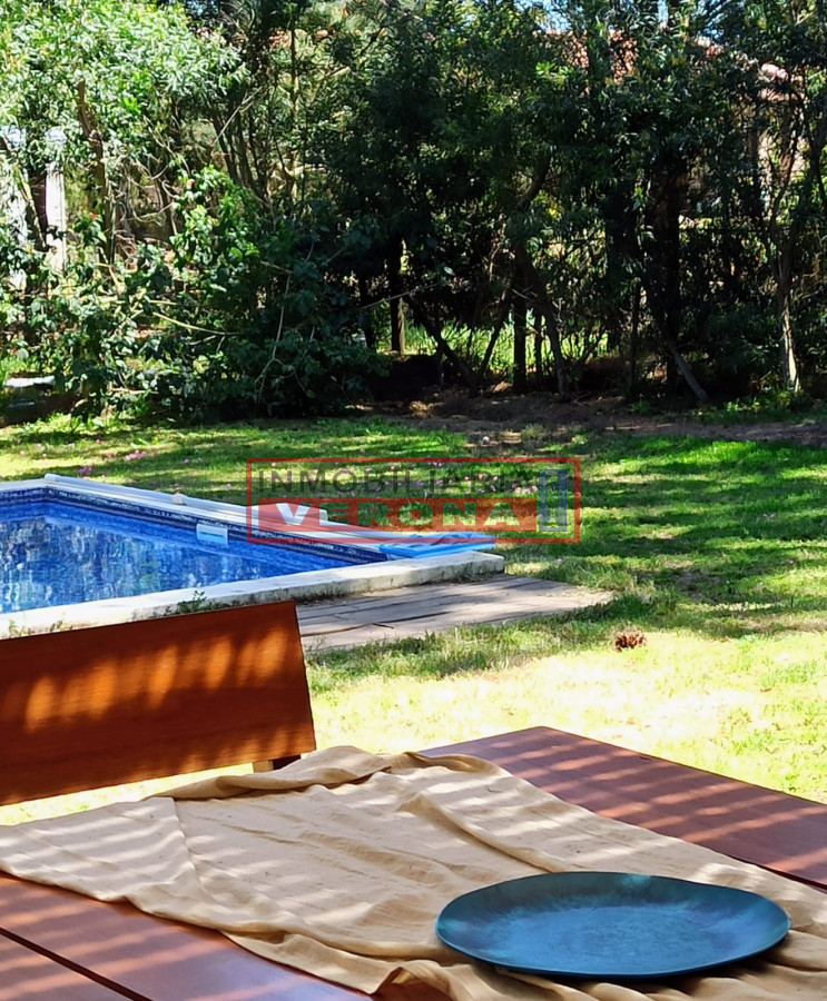 casa 4 dormitorios con piscina en la barra en alquiler - ivp8128c