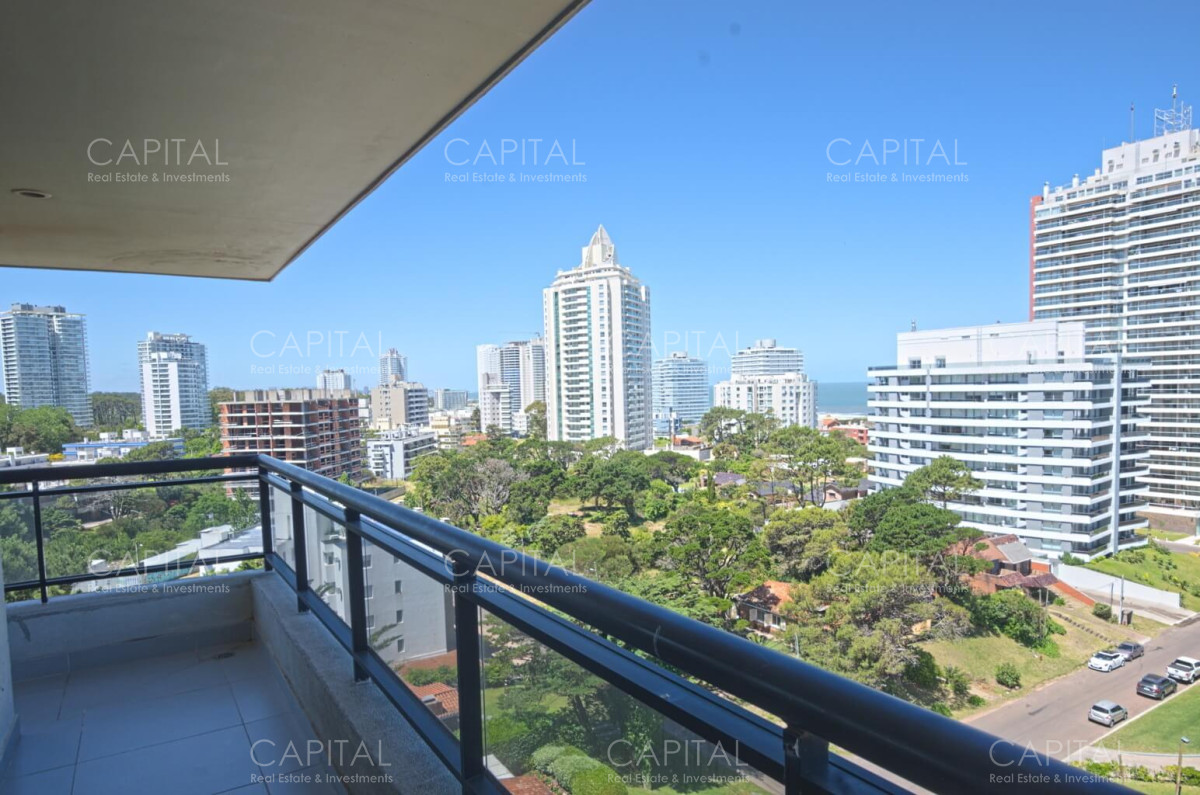 Apartamento en alquiler anual - 2 dormitorios - Playa Brava - CCP34283A