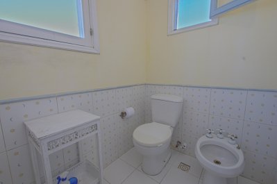 casa en montoya con piscina a metros del mar  - rsp8989c