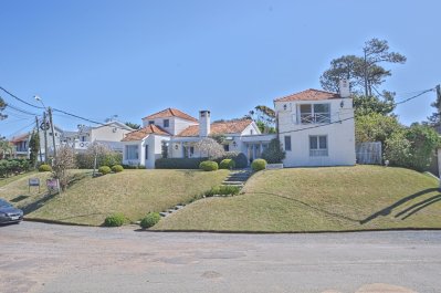 casa en montoya con piscina a metros del mar  - rsp8989c