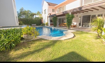 Casa de 5 dormitorios en venta Montoya