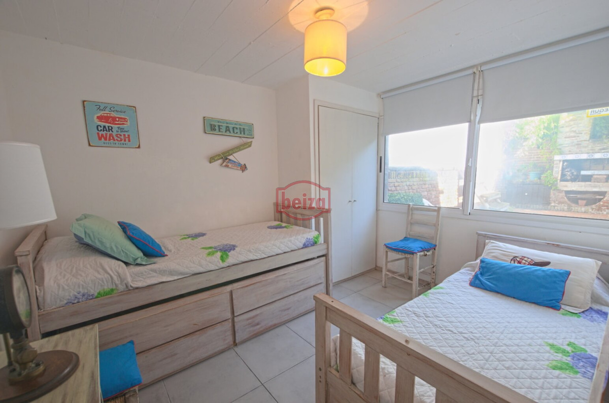 Apartamento ID.166239/PUNTA-DLE-ESTE-PENINSULA-SOBRE-GORLERO-MONO-AMBIENTE-EDIFICIO-CON-SERVICIOS - Apartamento 3 dormitorios en alquiler La Barra