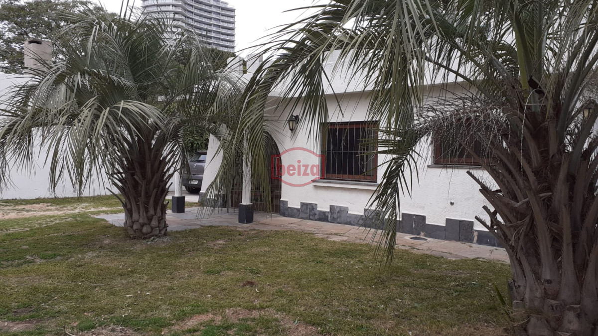 Casa ID.166238/Casa-en-alquiler-anual-Solanas--Punta-Ballena- - Casa en alquiler Playa Mansa 3 dormitorios en alquiler anual