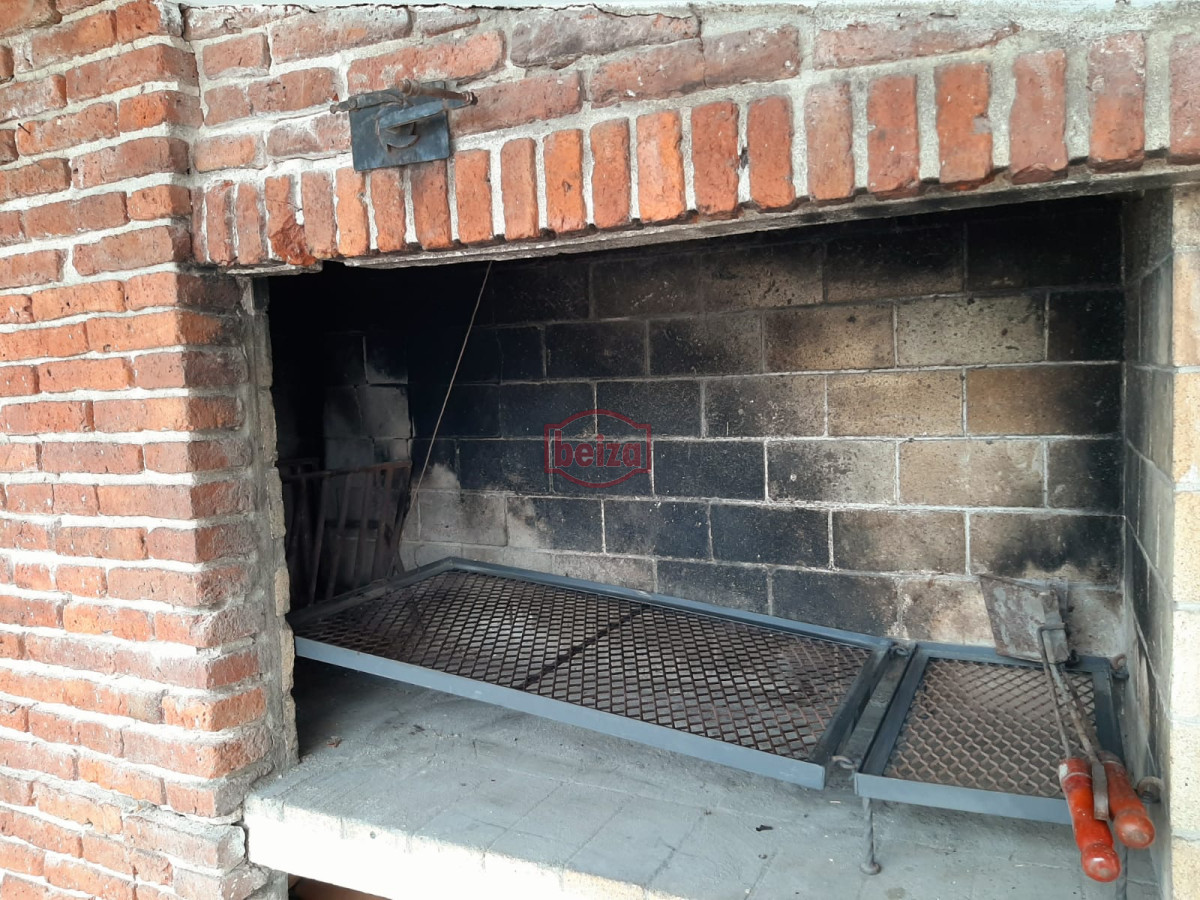 Casa ID.166238/Casa-en-alquiler-anual-Solanas--Punta-Ballena- - Casa en alquiler Playa Mansa 3 dormitorios en alquiler anual