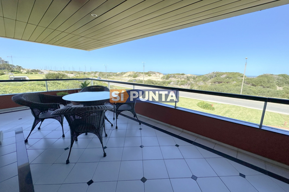 Apartamento en venta 4 dormitorios en suite - Brava - SPT88A