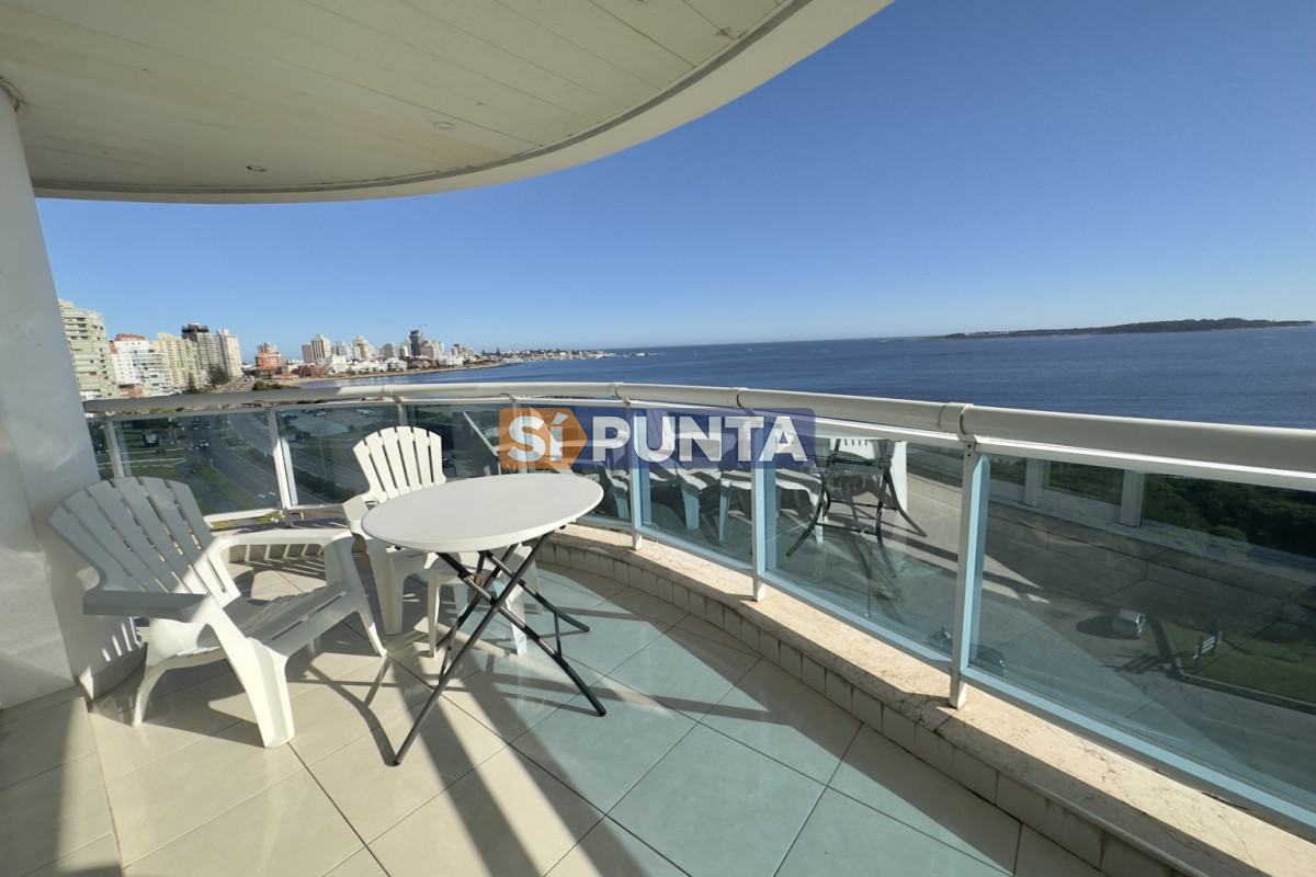 Apartamento en Punta del este 3 dormitorios con servicio  - SPT11037A