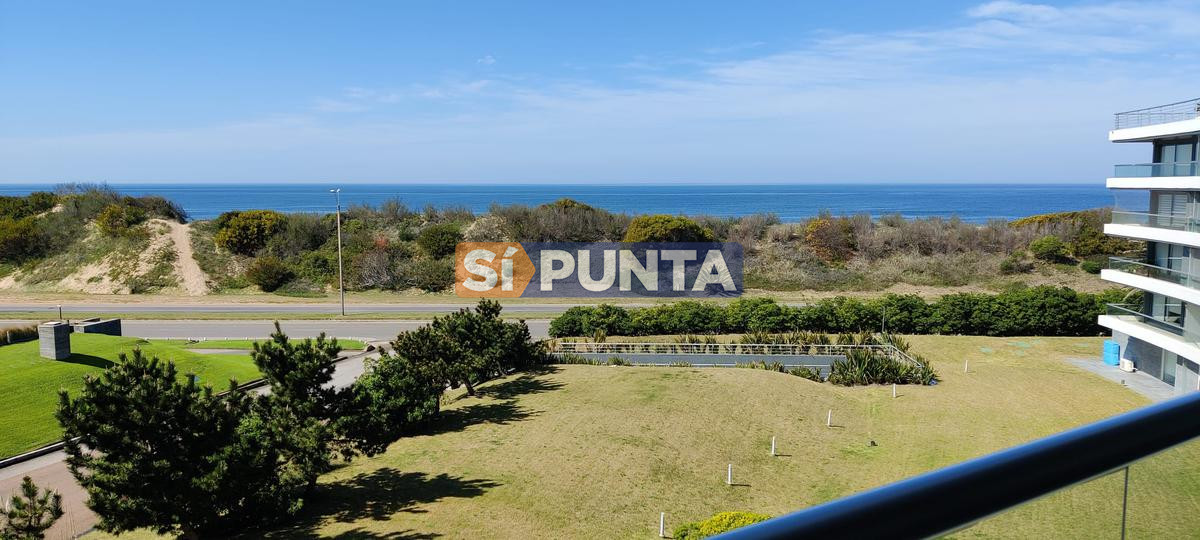 Apartamento de 3 dormitorios en venta Playa Brava - SPT7435A
