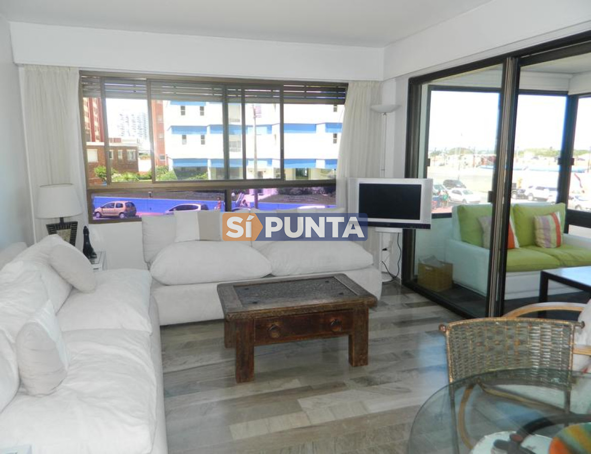 Apartamento de 2 dormitorios en alquiler Brava  - SPT1153A